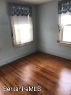 33 Monroe St, Pittsfield, MA 01201 photo 25