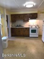 33 Monroe St, Pittsfield, MA 01201 photo 12
