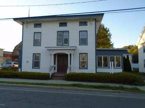 32 Park St, Lee, MA 01238 photo 1