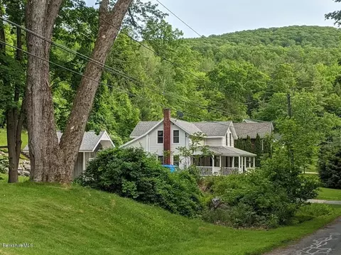 165 Silver St, Lee, MA 01238 photo 2