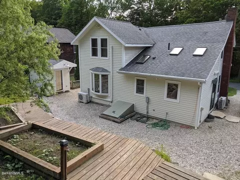 165 Silver St, Lee, MA 01238 photo 6