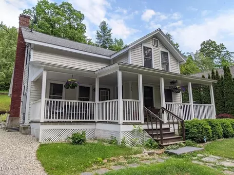 165 Silver St, Lee, MA 01238 photo 1