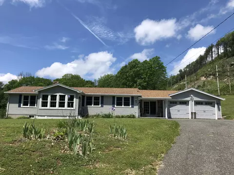 215 Lander Rd, Lee, MA 01238 photo 4