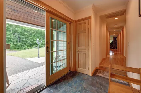215 Lander Rd, Lee, MA 01238 photo 7