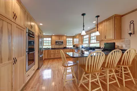 215 Lander Rd, Lee, MA 01238 photo 11