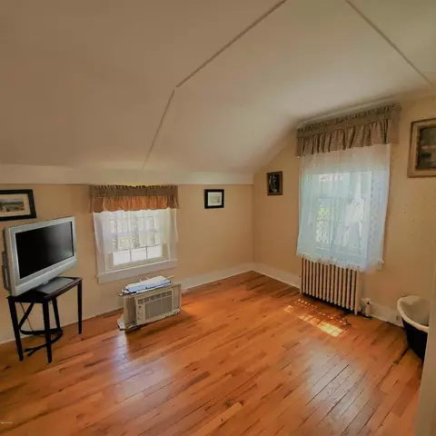 130 Marble St, Lee, MA 01238 photo 50