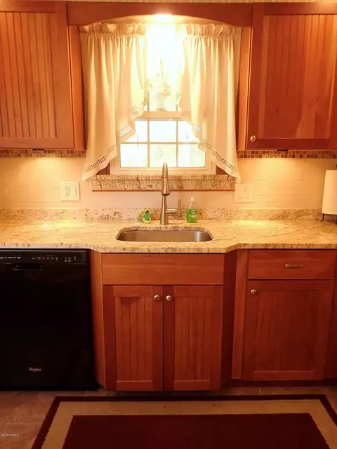 130 Marble St, Lee, MA 01238 photo 19