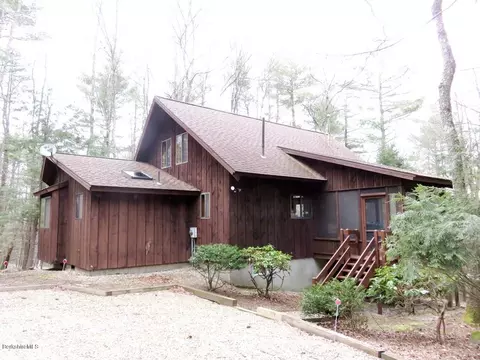 7 Sunset Ct, Otis, MA 01253 photo 1