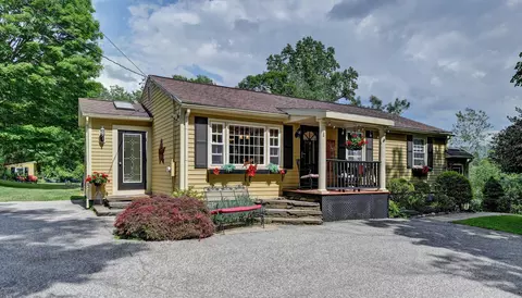 130 Prospect St, Lee, MA 01238 photo 1