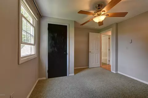 130 Prospect St, Lee, MA 01238 photo 19