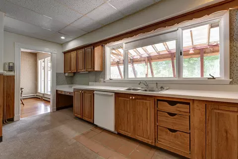 800 Pleasant St, Lee, MA 01238 photo 14