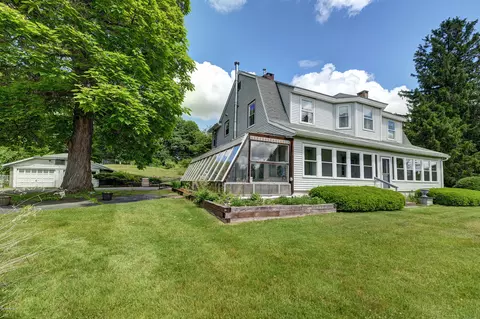 800 Pleasant St, Lee, MA 01238 photo 1