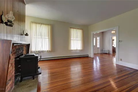 800 Pleasant St, Lee, MA 01238 photo 10