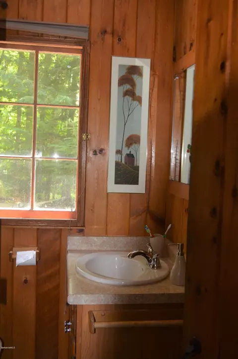 2 Massasoit Rd, Stockbridge, MA 01262 photo 20