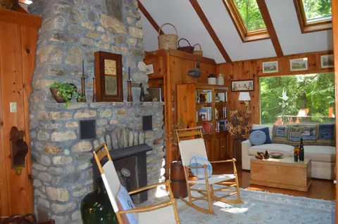 2 Massasoit Rd, Stockbridge, MA 01262 photo 5