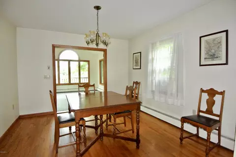 430 Devon Rd, Lee, MA 01238 photo 10