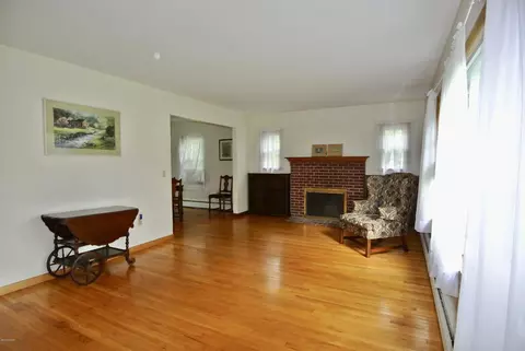 430 Devon Rd, Lee, MA 01238 photo 7