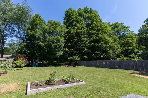 63 E Center St, Lee, MA 01238 photo 19