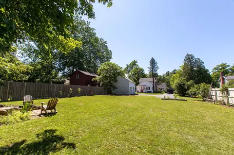 63 E Center St, Lee, MA 01238 photo 21