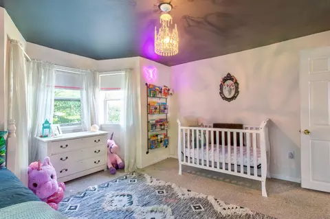 63 E Center St, Lee, MA 01238 photo 14