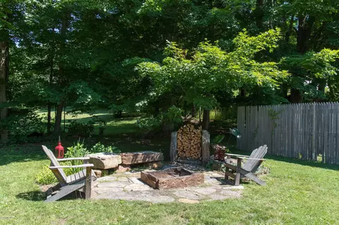 63 E Center St, Lee, MA 01238 photo 20