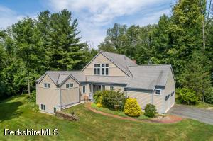 3 Gleneagles Dr, Lenox, MA 01240 photo 4