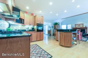 3 Gleneagles Dr, Lenox, MA 01240 photo 18