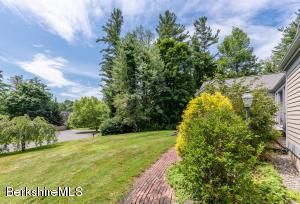 3 Gleneagles Dr, Lenox, MA 01240 photo 8