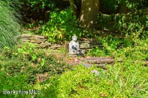 3 Gleneagles Dr, Lenox, MA 01240 photo 10