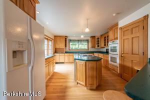 40 Upton St, Adams, MA 01220 photo 14