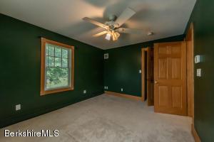 40 Upton St, Adams, MA 01220 photo 25