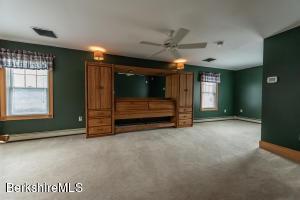 40 Upton St, Adams, MA 01220 photo 22