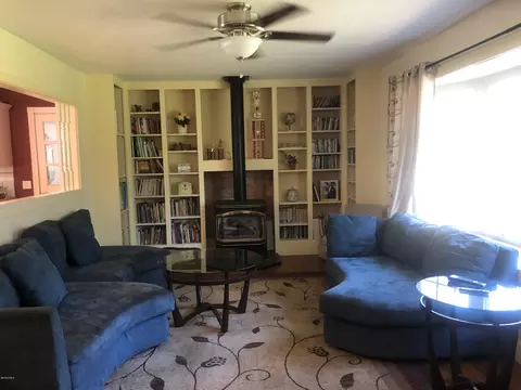 35 George St, Lee, MA 01238 photo 8