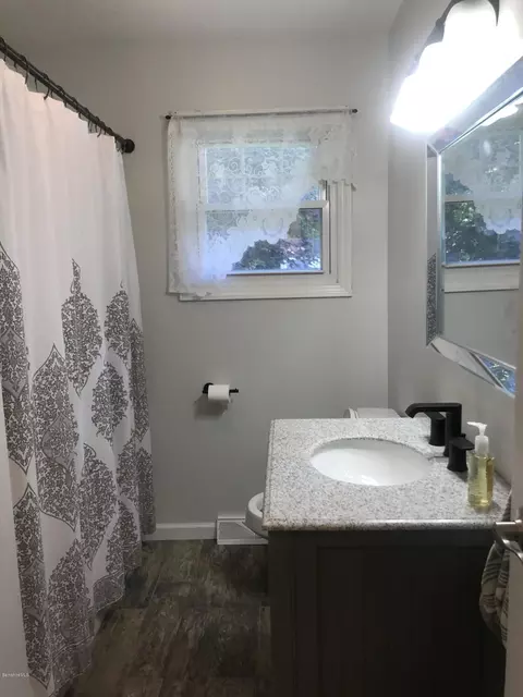 35 George St, Lee, MA 01238 photo 10