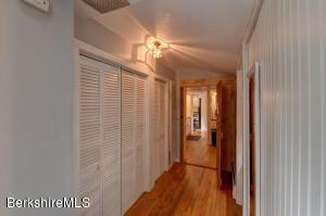 75 Cold Spring Rd, Williamstown, MA 01267 photo 20
