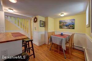 75 Cold Spring Rd, Williamstown, MA 01267 photo 14