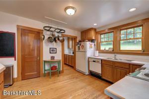 179 Cold Spring Rd, Williamstown, MA 01267 photo 8