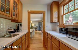 179 Cold Spring Rd, Williamstown, MA 01267 photo 10