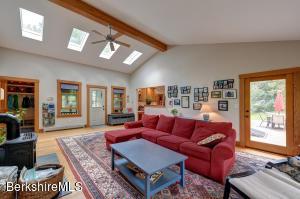 179 Cold Spring Rd, Williamstown, MA 01267 photo 5