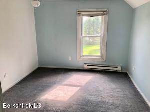 8 Bentrup Ct, Lenox, MA 01240 photo 31