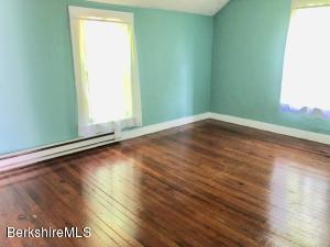 8 Bentrup Ct, Lenox, MA 01240 photo 20