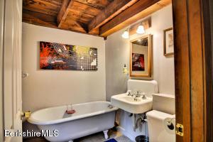 246 Mountain Rd, Adams, MA 01220 photo 29