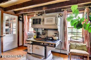 246 Mountain Rd, Adams, MA 01220 photo 8