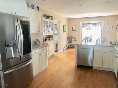 4 Patterson Rd, Lenox, MA 01240 photo 18