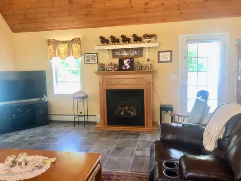 4 Patterson Rd, Lenox, MA 01240 photo 13
