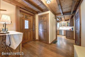 3 Cedar Ln, Lenox, MA 01240 photo 8