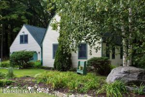 3 Cedar Ln, Lenox, MA 01240 photo 4