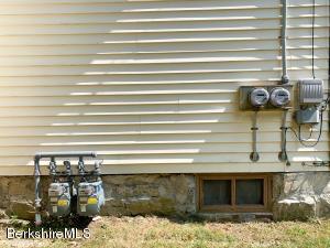 30 Danforth Ave, Pittsfield, MA 01201 photo 38