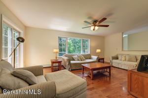15 Lakeview Rd, Peru, MA 01235 photo 6