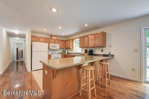 15 Lakeview Rd, Peru, MA 01235 photo 10